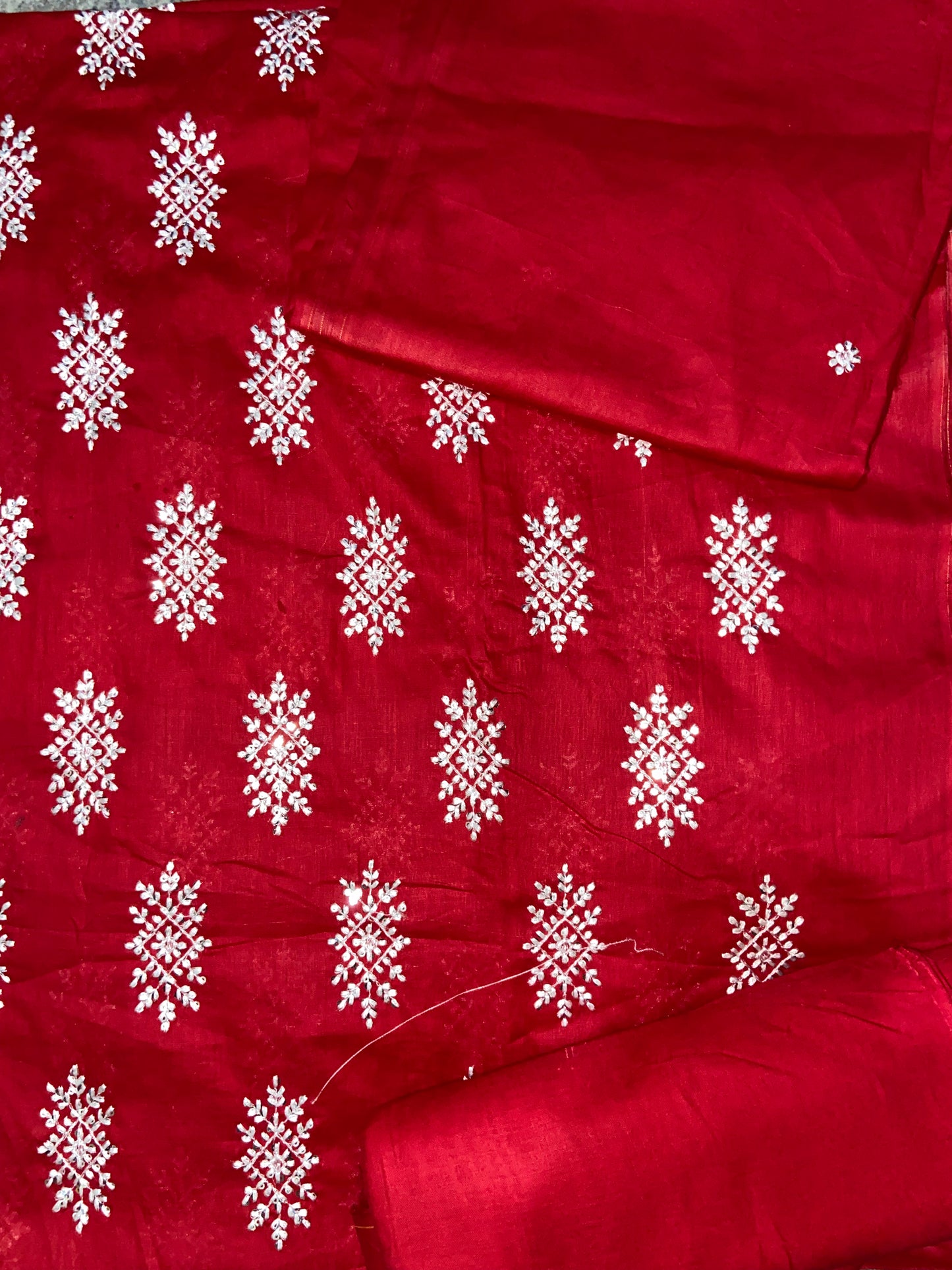 LAWN EMBROIDERED 2 PIECE ARTICLE